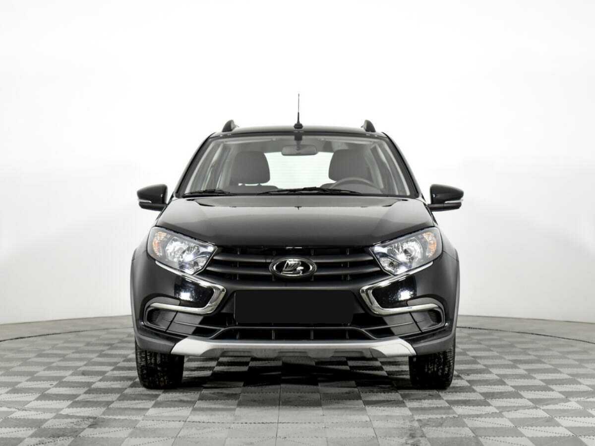 Лада (ВАЗ) Гранта б/у, 2023, Механическая. Фото: #1