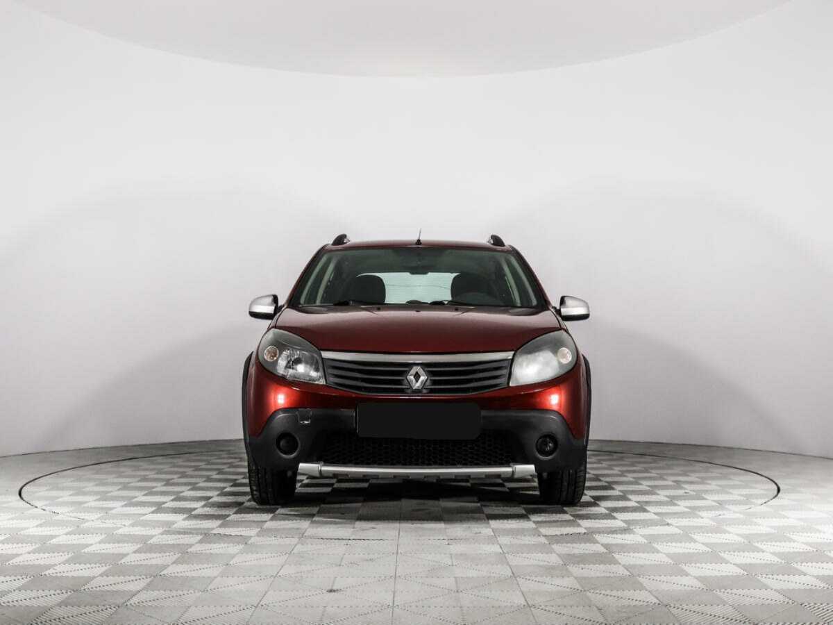 Renault Sandero б/у, 2014, Автоматическая. Фото: #1