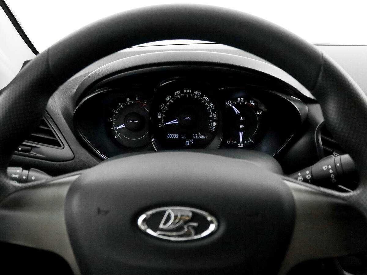 Лада (ВАЗ) Веста б/у, 2016, Механическая. Фото: #14