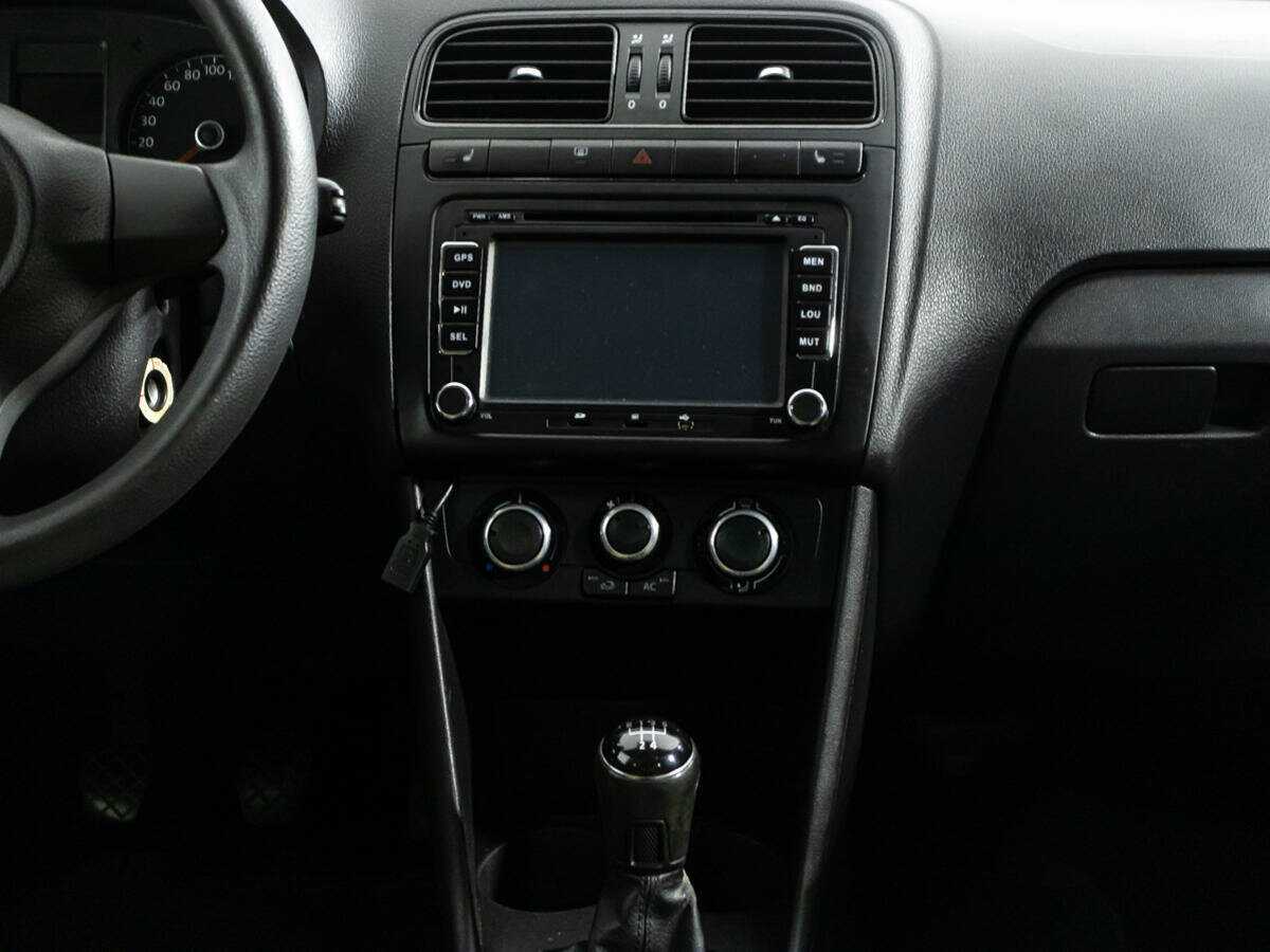 Фольксваген Поло б/у, 2013, Механическая. Фото: #13