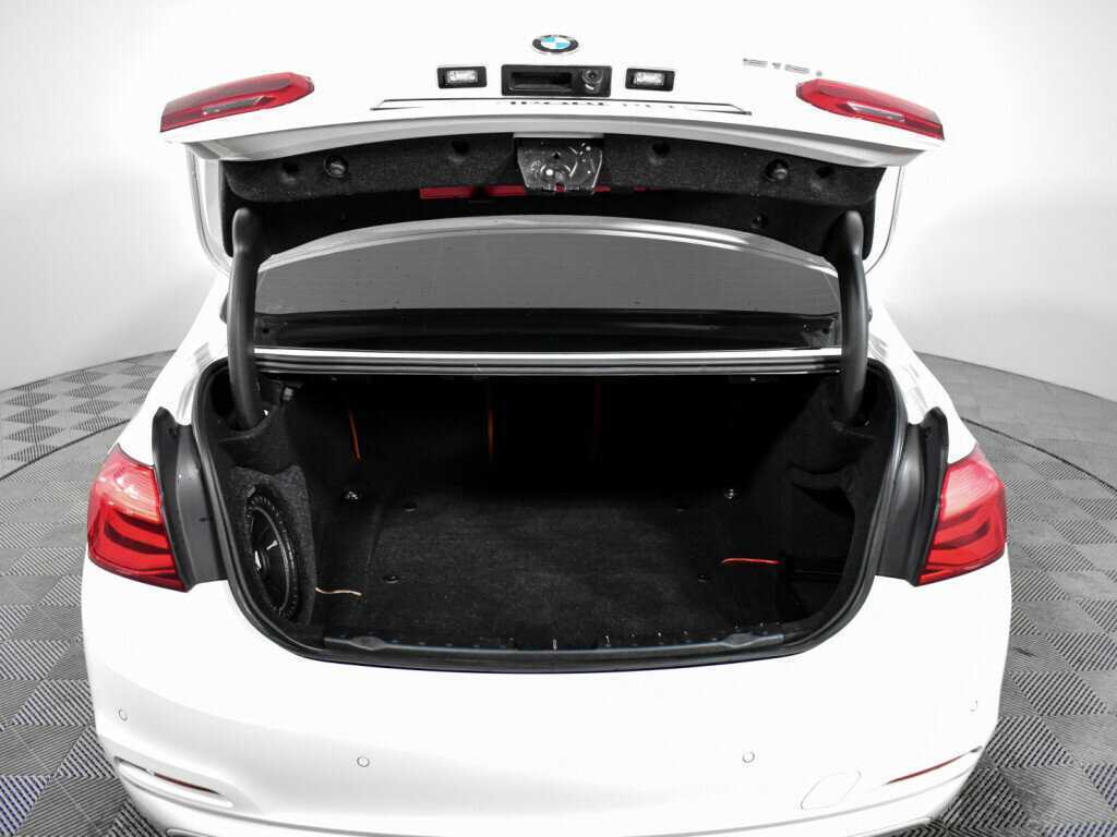 BMW 3 серии б/у, 2017, Автоматическая. Фото: #22