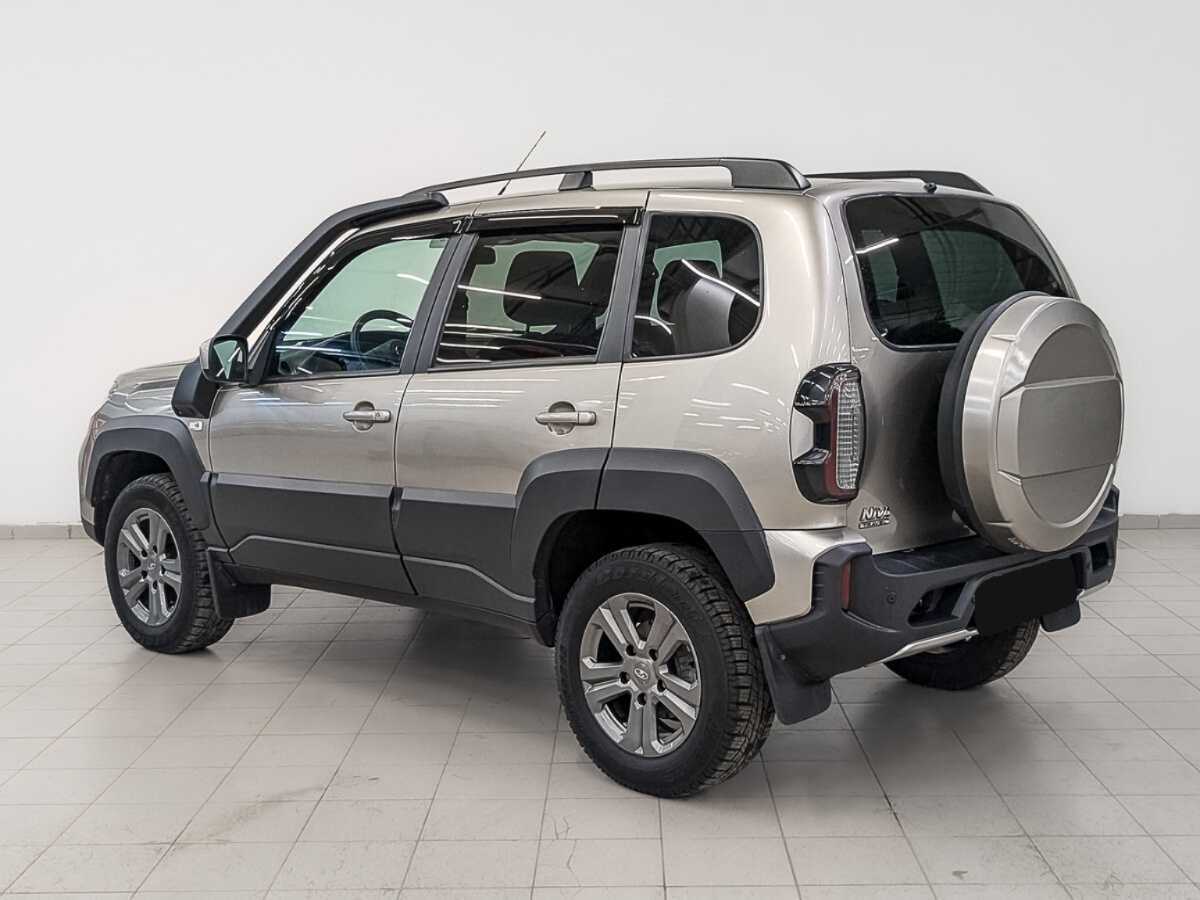 Лада (ВАЗ) Нива б/у, 2021, Механическая. Фото: #6