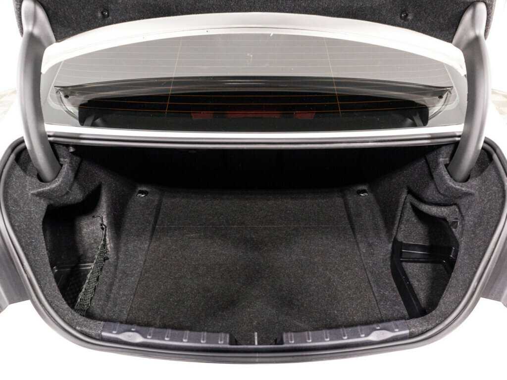 BMW 3 серии б/у, 2018, Автоматическая. Фото: #14