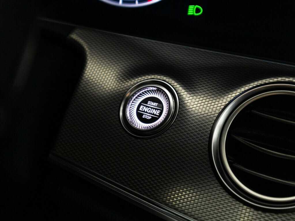 Mercedes-Benz E-Класс б/у, 2018, Автоматическая. Фото: #19