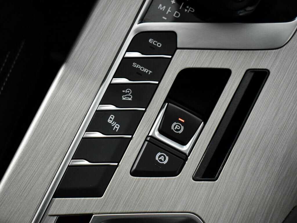 Джили Кулрэй б/у, 2022, Роботизированная. Фото: #10