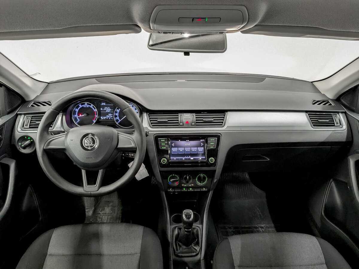 Шкода Рапид б/у, 2017, Механическая. Фото: #13