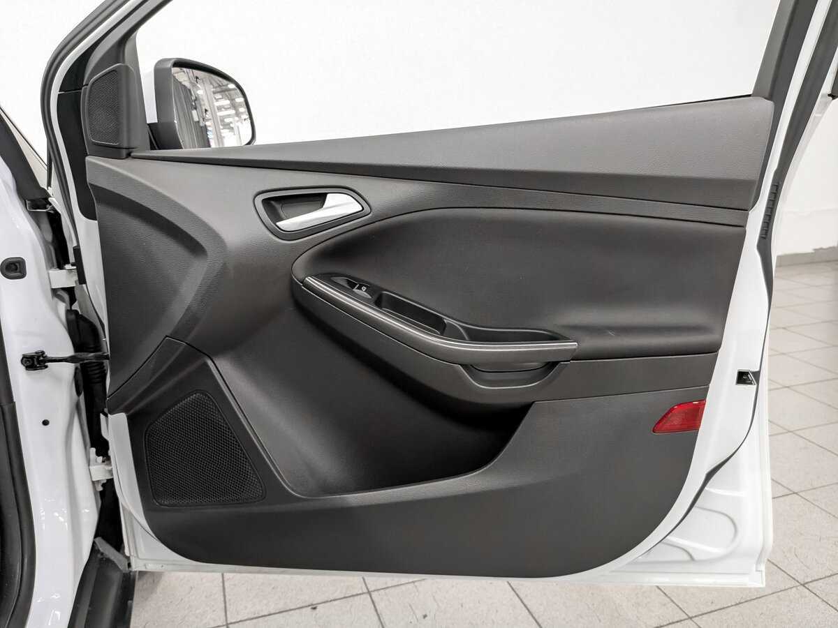 Форд Фокус б/у, 2015, Механическая. Фото: #20