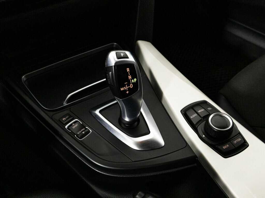 BMW 3 серии б/у, 2016, Автоматическая. Фото: #15