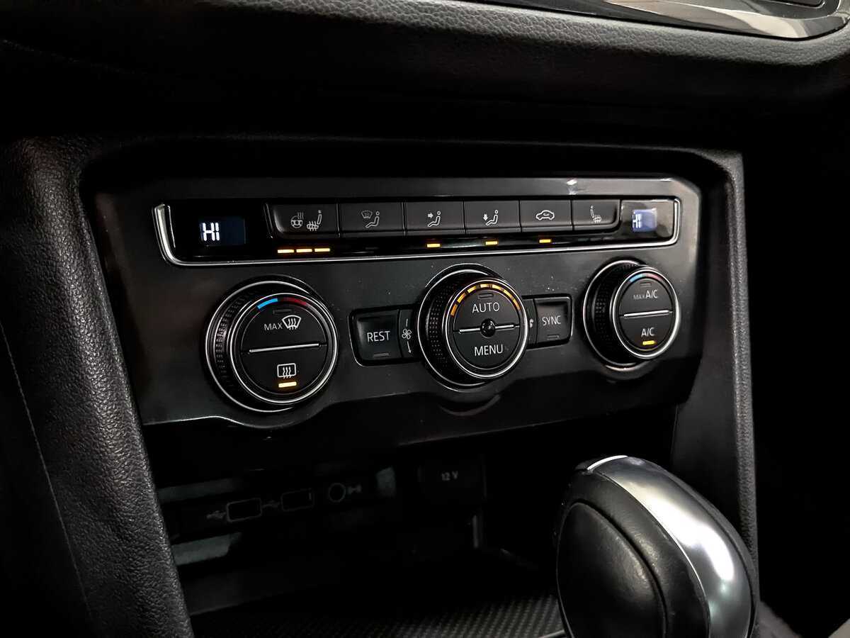 Volkswagen Tiguan б/у, 2020, Роботизированная. Фото: #20