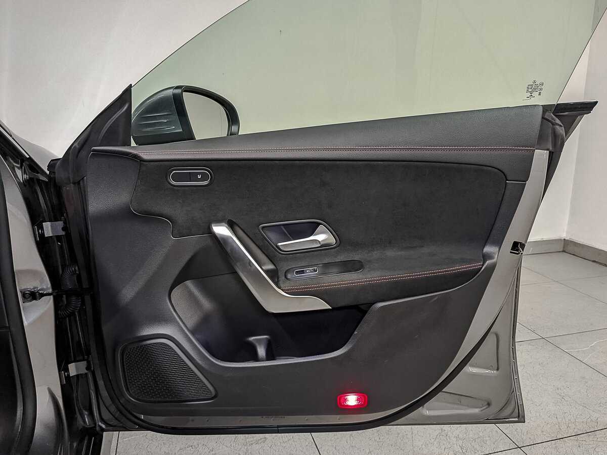 Mercedes-Benz CLA б/у, 2021, Роботизированная. Фото: #24