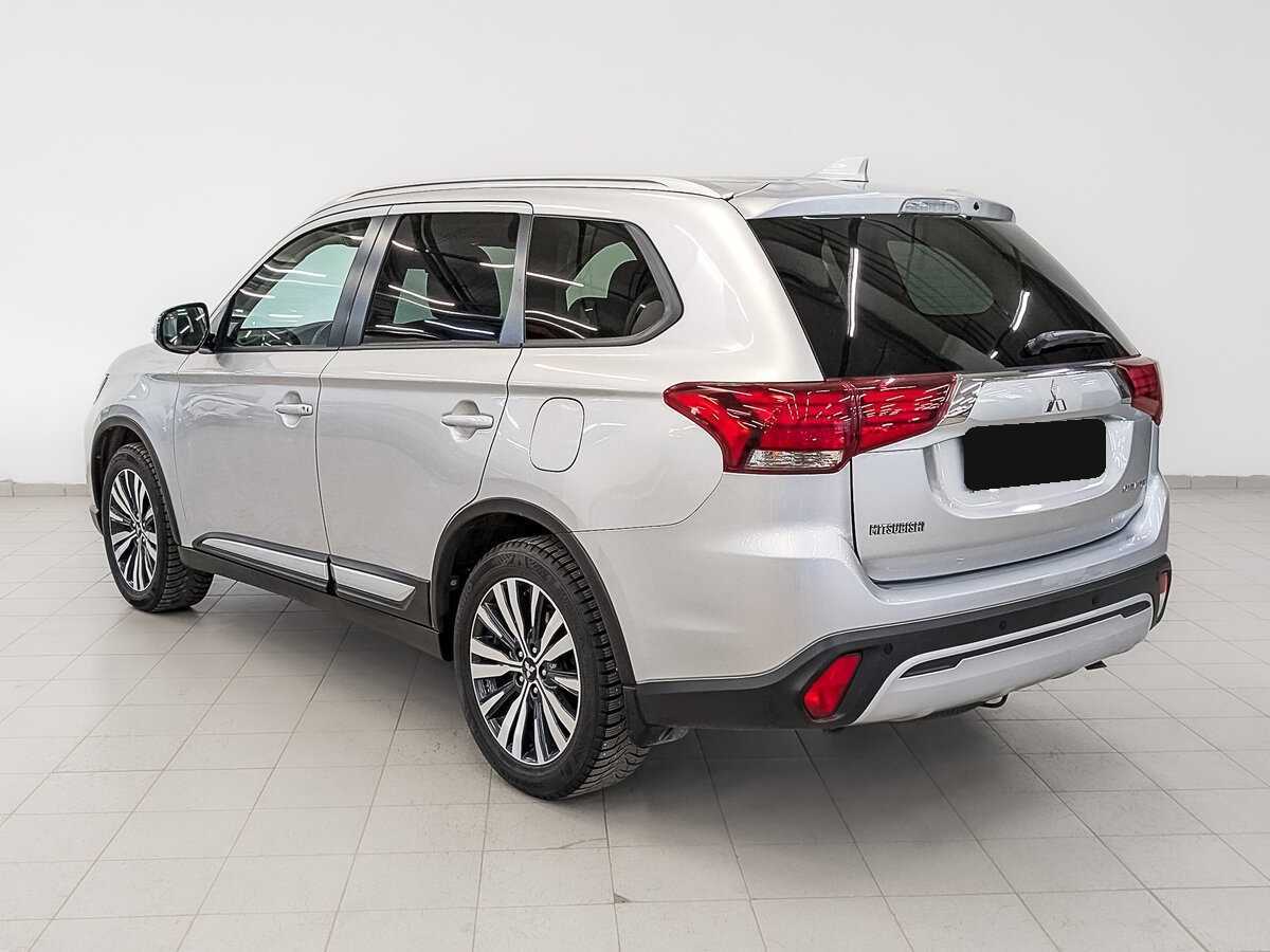 Mitsubishi Outlander б/у, 2020, Вариатор. Фото: #6