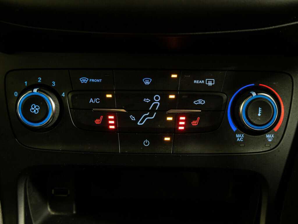 Форд Фокус б/у, 2017, Роботизированная. Фото: #13