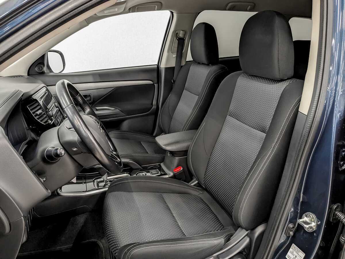 Mitsubishi Outlander б/у, 2017, Вариатор. Фото: #19