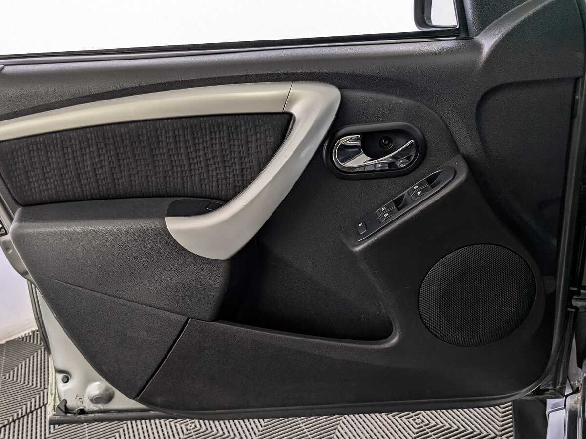 Ниссан Террано б/у, 2015, Механическая. Фото: #16