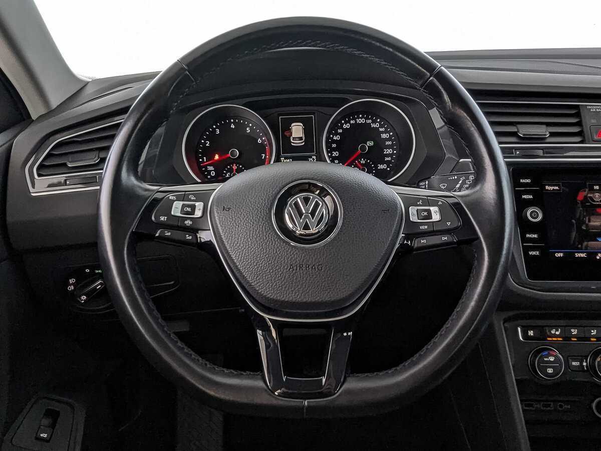 Volkswagen Tiguan б/у, 2020, Роботизированная. Фото: #21