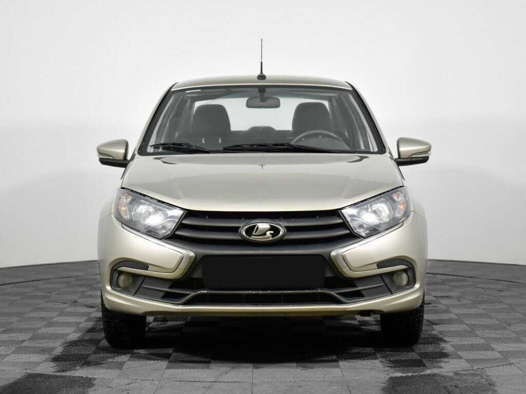 Лада (ВАЗ) Гранта б/у, 2020, Механическая. Фото: #1