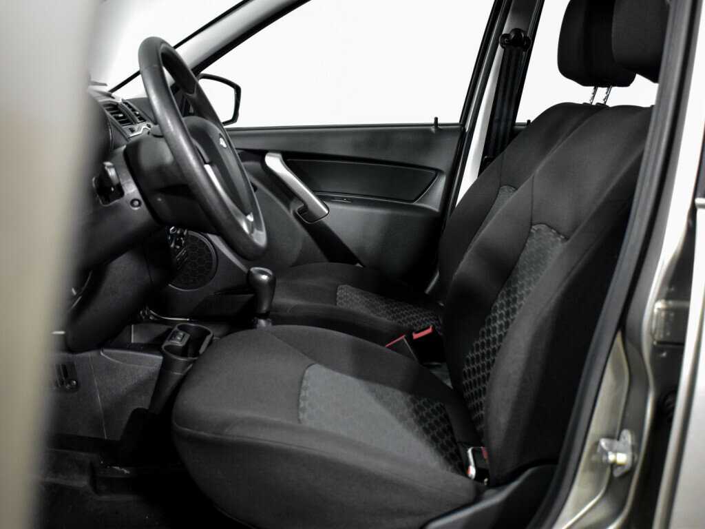 Лада (ВАЗ) Гранта б/у, 2020, Механическая. Фото: #9