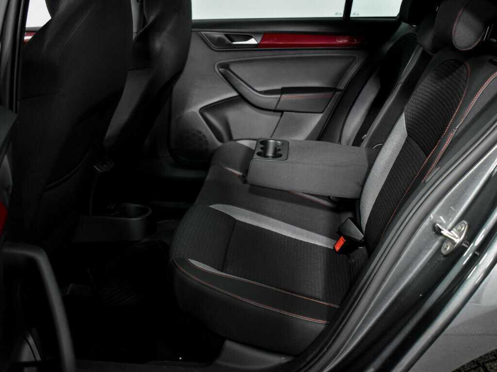 Volkswagen Polo б/у, 2021, Роботизированная. Фото: #11