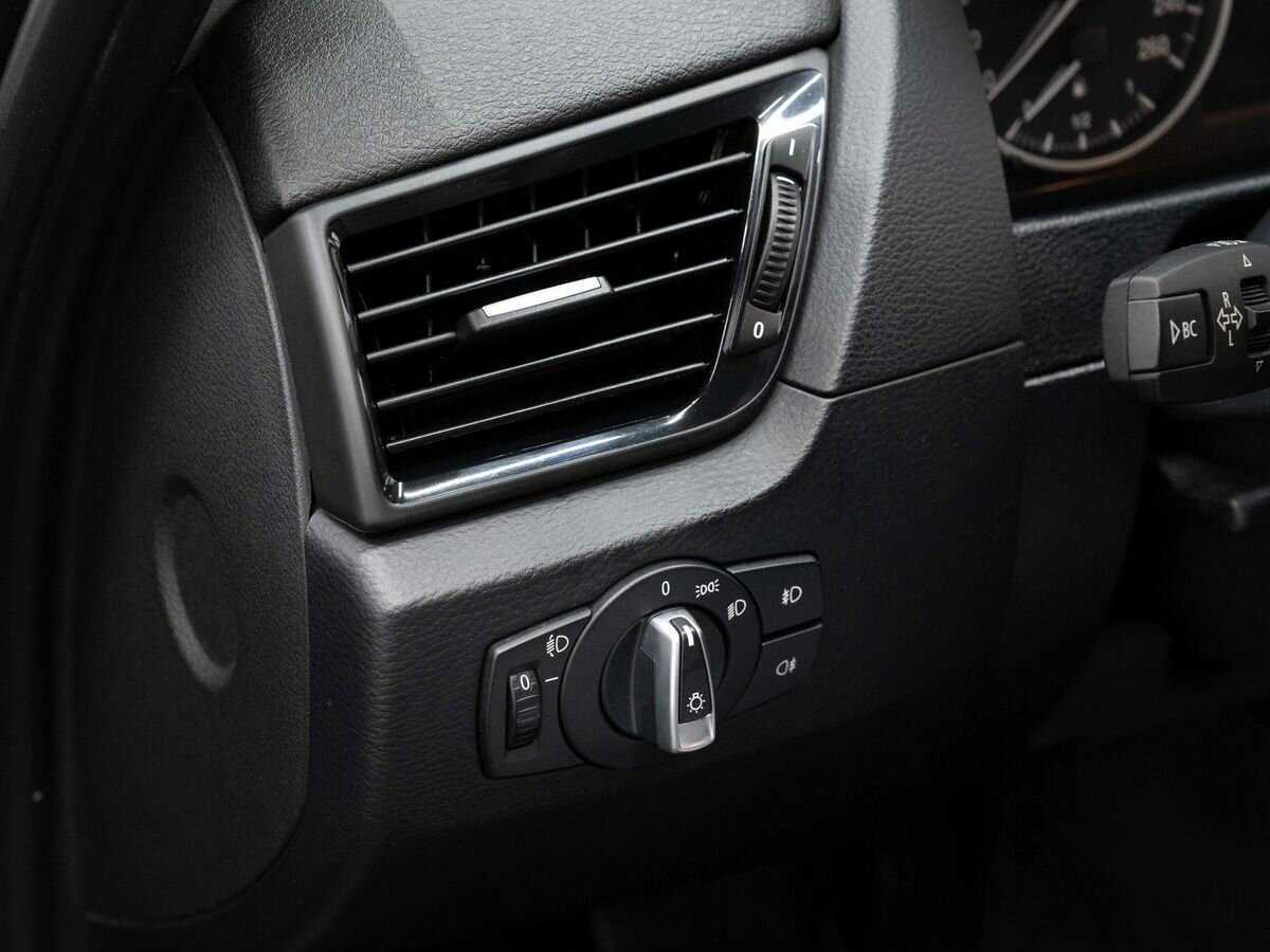 БМВ Икс1 б/у, 2013, Автоматическая. Фото: #18