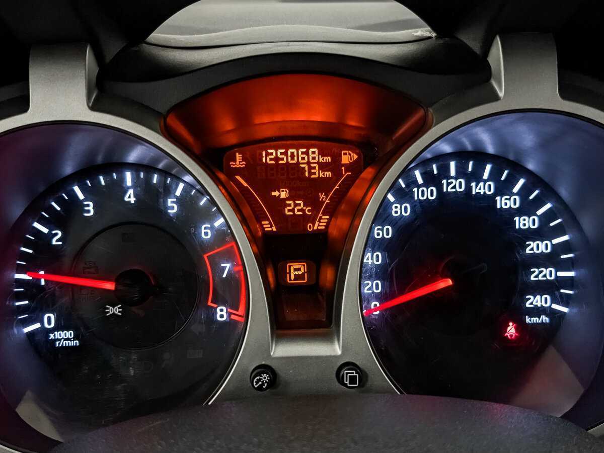 Ниссан Жук б/у, 2013, Вариатор. Фото: #15