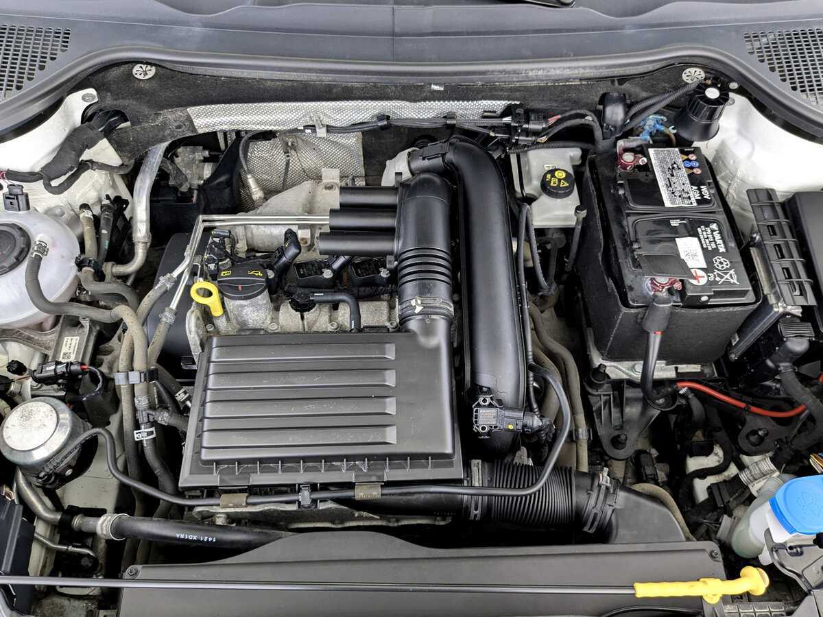 Skoda Karoq б/у, 2021, Автоматическая. Фото: #8