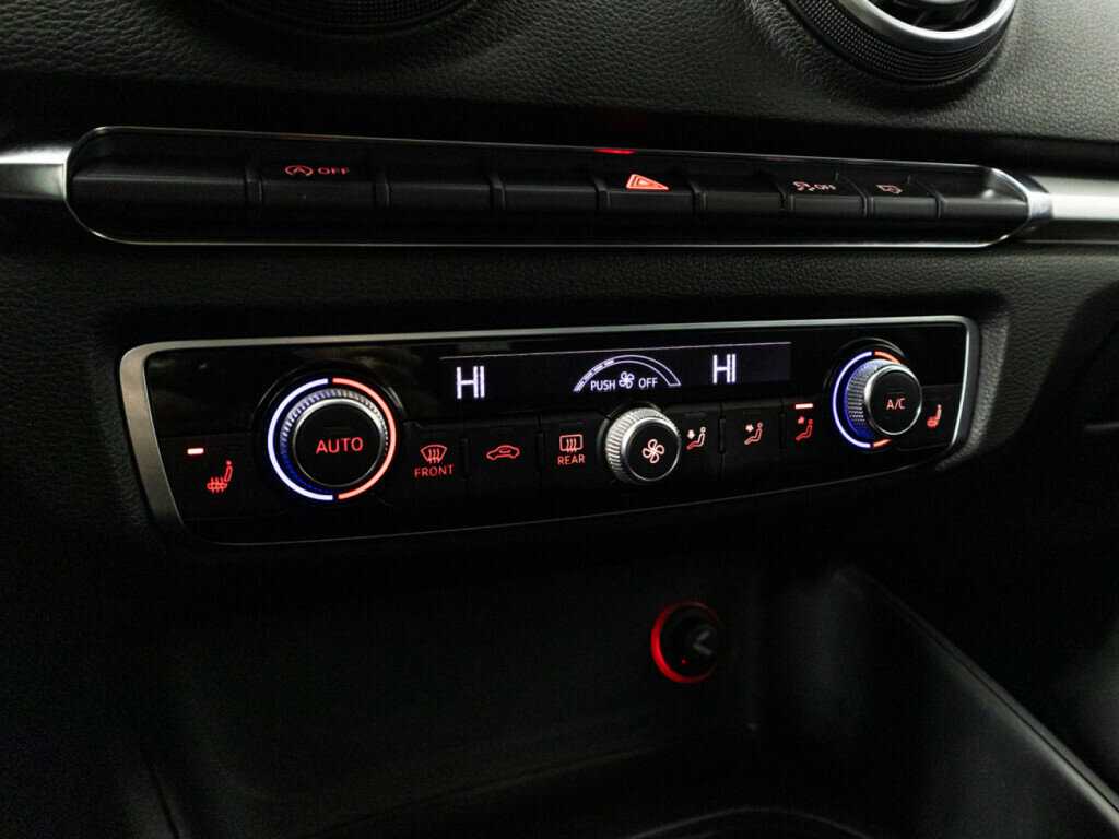 Audi A3 б/у, 2013, Роботизированная. Фото: #16