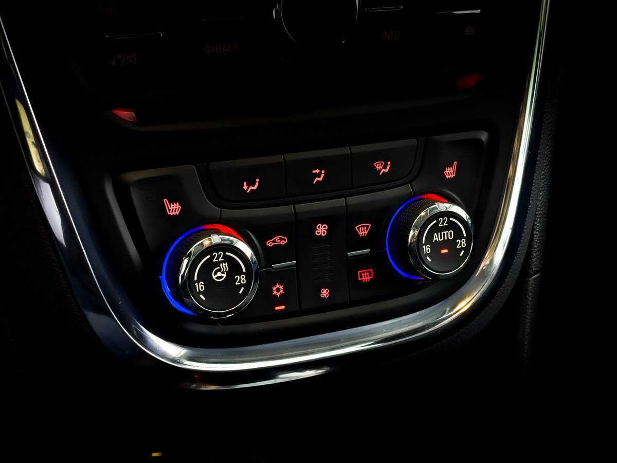 Опель Мокка б/у, 2013, Автоматическая. Фото: #24