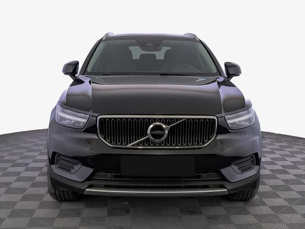 Volvo XC40 б/у, 2021, Автоматическая. Фото: #1