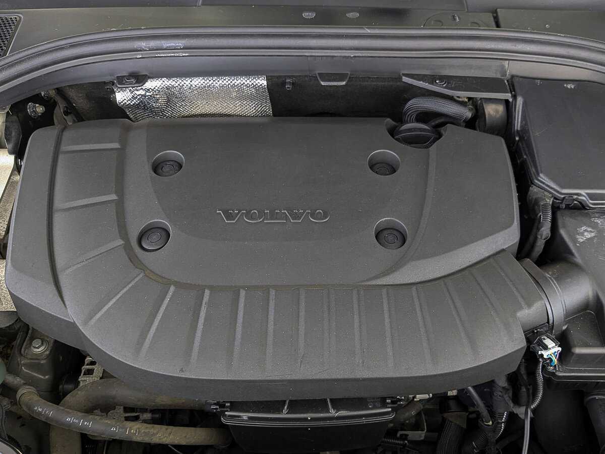 Volvo XC60 б/у, 2017, Автоматическая. Фото: #8