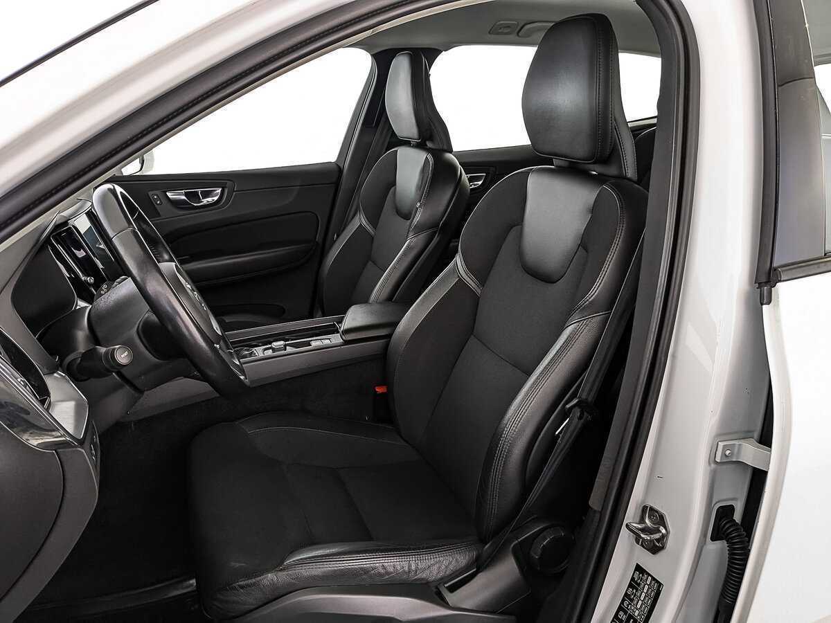 Volvo XC60 б/у, 2018, Автоматическая. Фото: #16