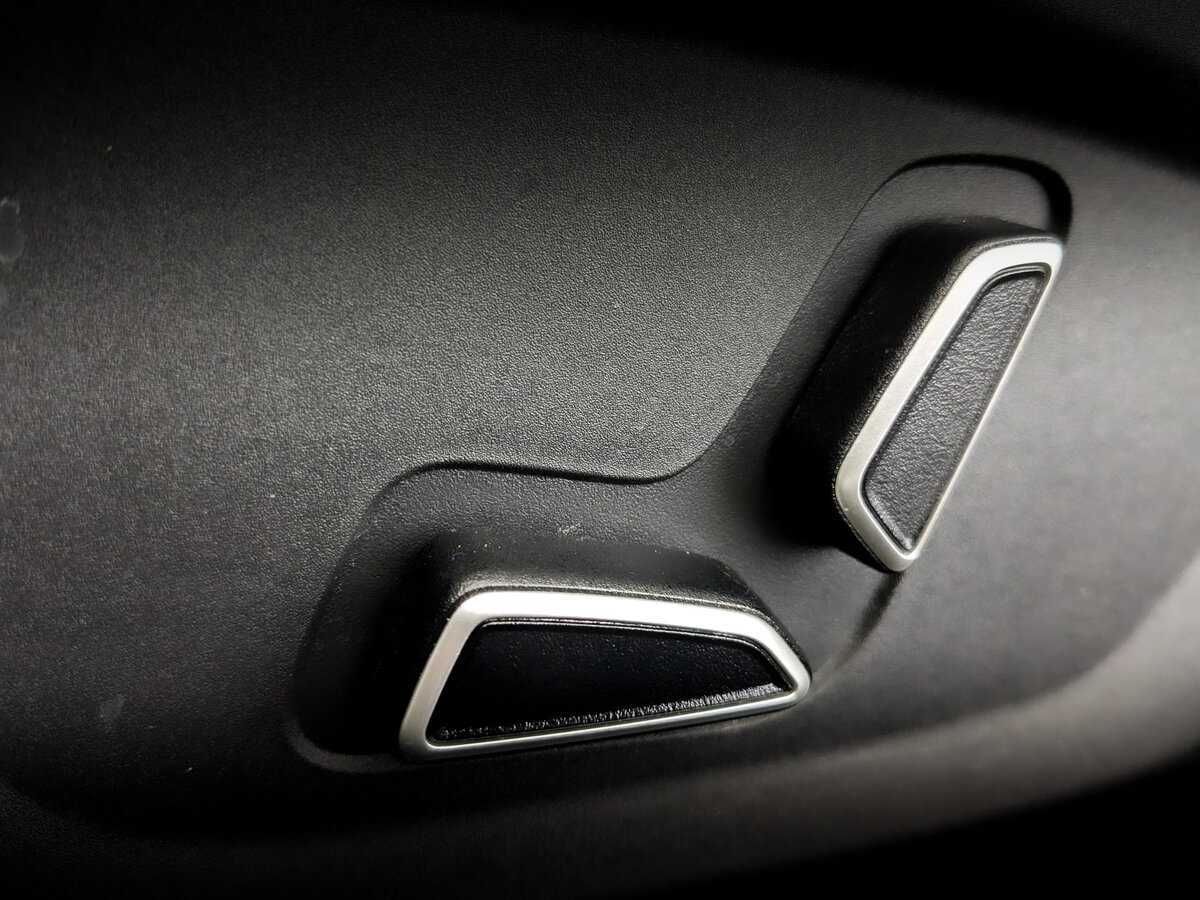 Changan UNI-V б/у, 2023, Роботизированная. Фото: #18