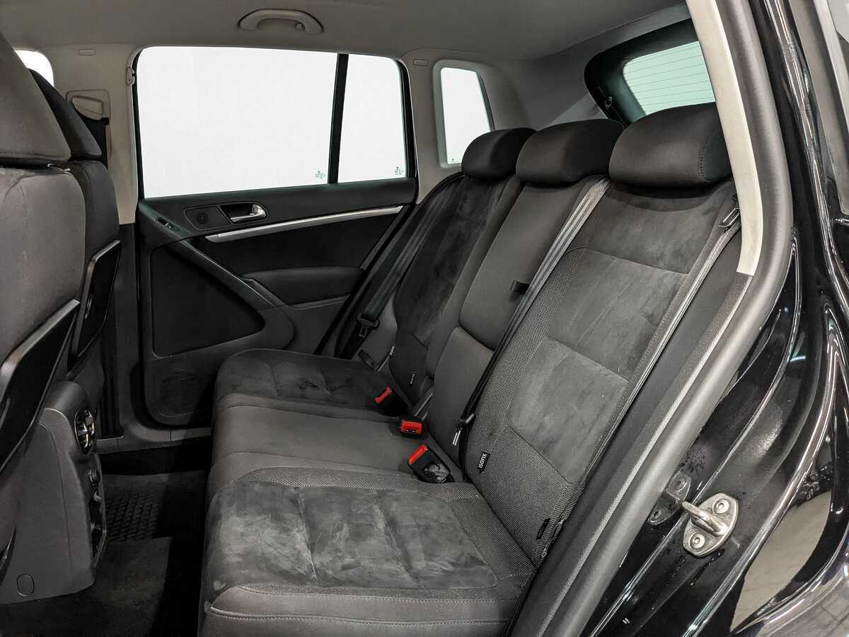 Фольксваген Тигуан б/у, 2015, Автоматическая. Фото: #17