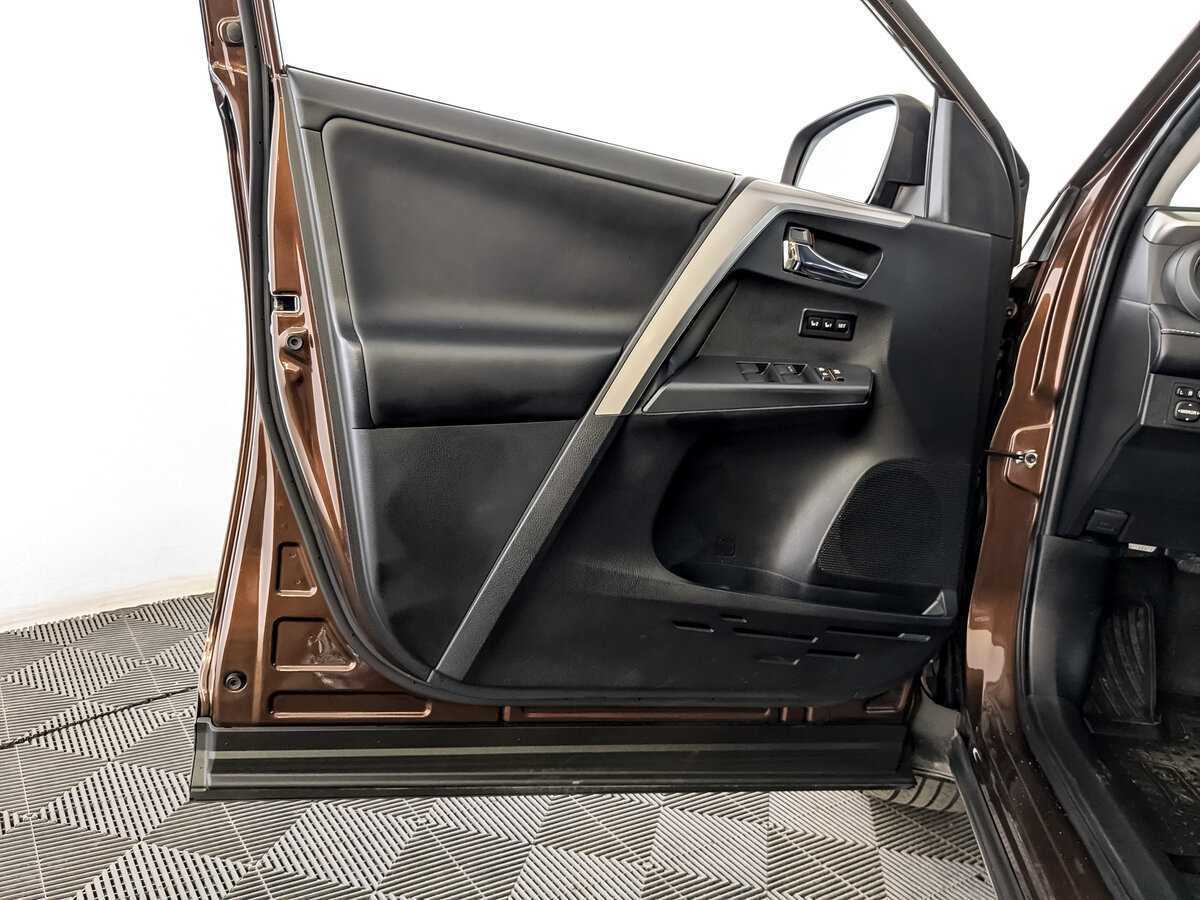 Toyota RAV4 б/у, 2017, Вариатор. Фото: #18