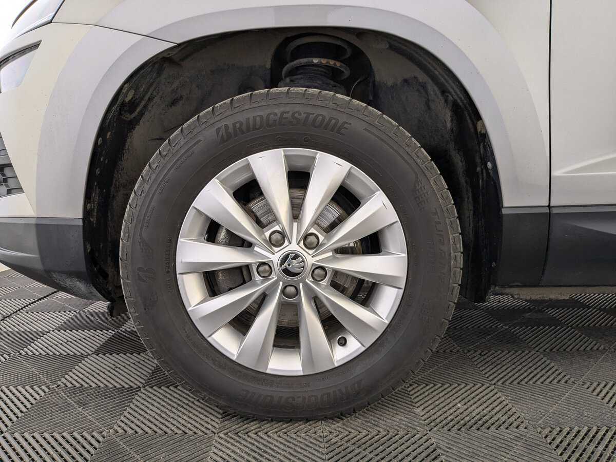 Skoda Karoq б/у, 2021, Автоматическая. Фото: #11