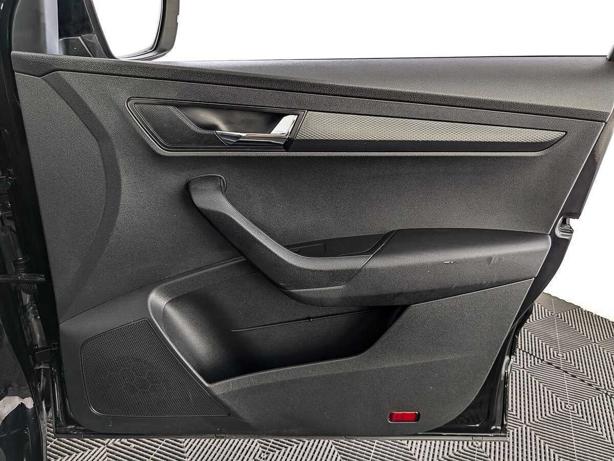 Skoda Karoq б/у, 2021, Автоматическая. Фото: #21