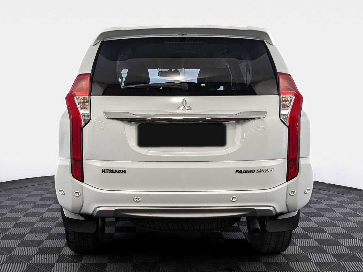 Mitsubishi Pajero Sport б/у, 2017, Автоматическая. Фото: #5