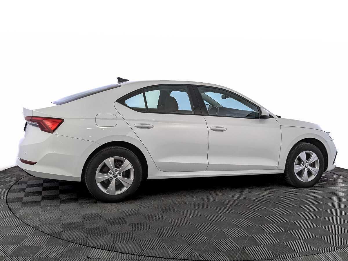 Шкода Октавия б/у, 2021, Автоматическая. Фото: #3