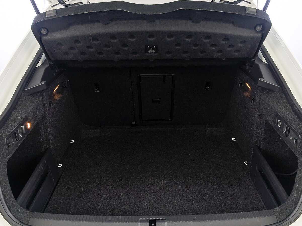 Шкода Суперб б/у, 2017, Роботизированная. Фото: #9