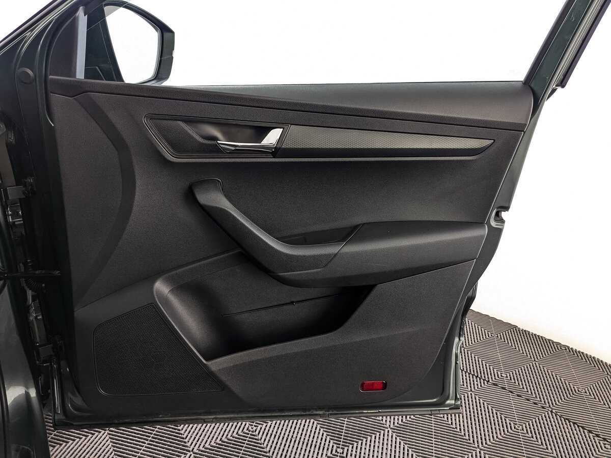 Skoda Karoq б/у, 2021, Автоматическая. Фото: #23