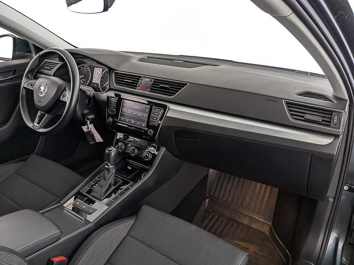 Шкода Суперб б/у, 2018, Роботизированная. Фото: #12