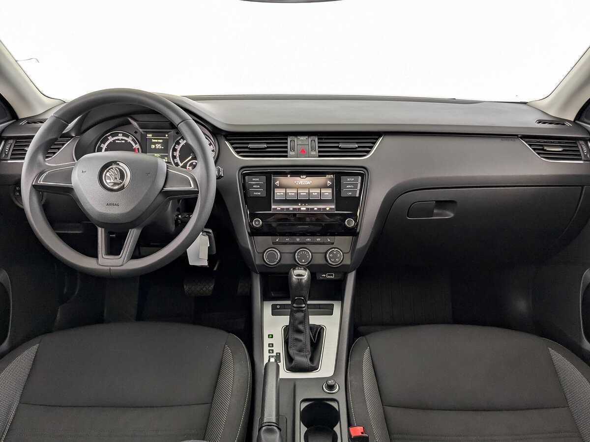 Шкода Октавия б/у, 2018, Роботизированная. Фото: #13