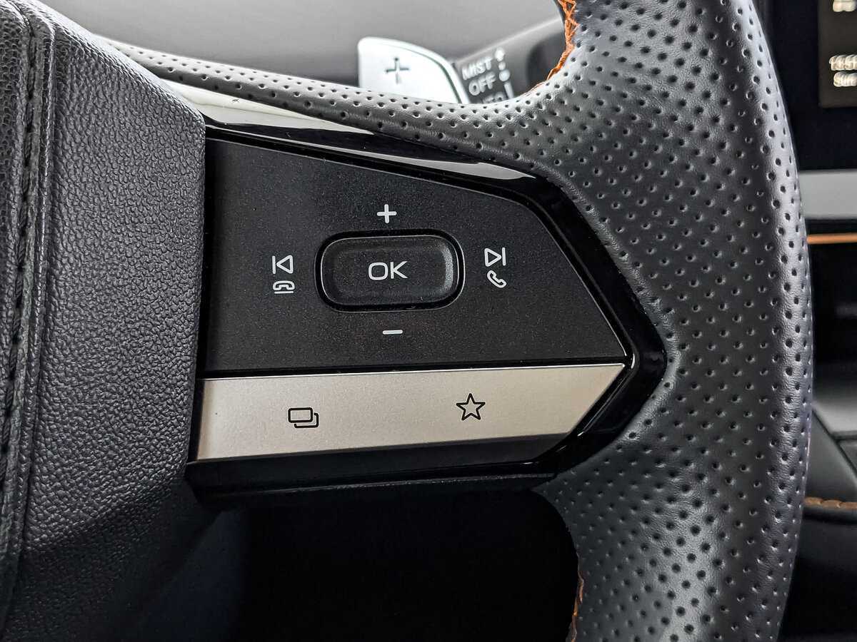 Changan UNI-V б/у, 2023, Роботизированная. Фото: #28