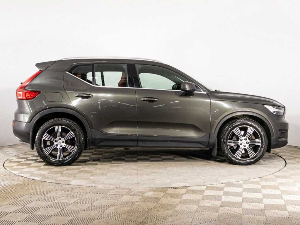 Volvo XC40 б/у, 2018, Автоматическая. Фото: #3