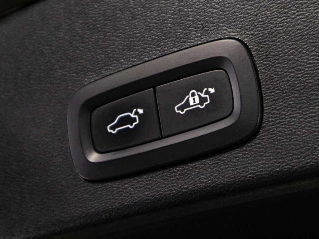 Volvo XC40 б/у, 2018, Автоматическая. Фото: #14