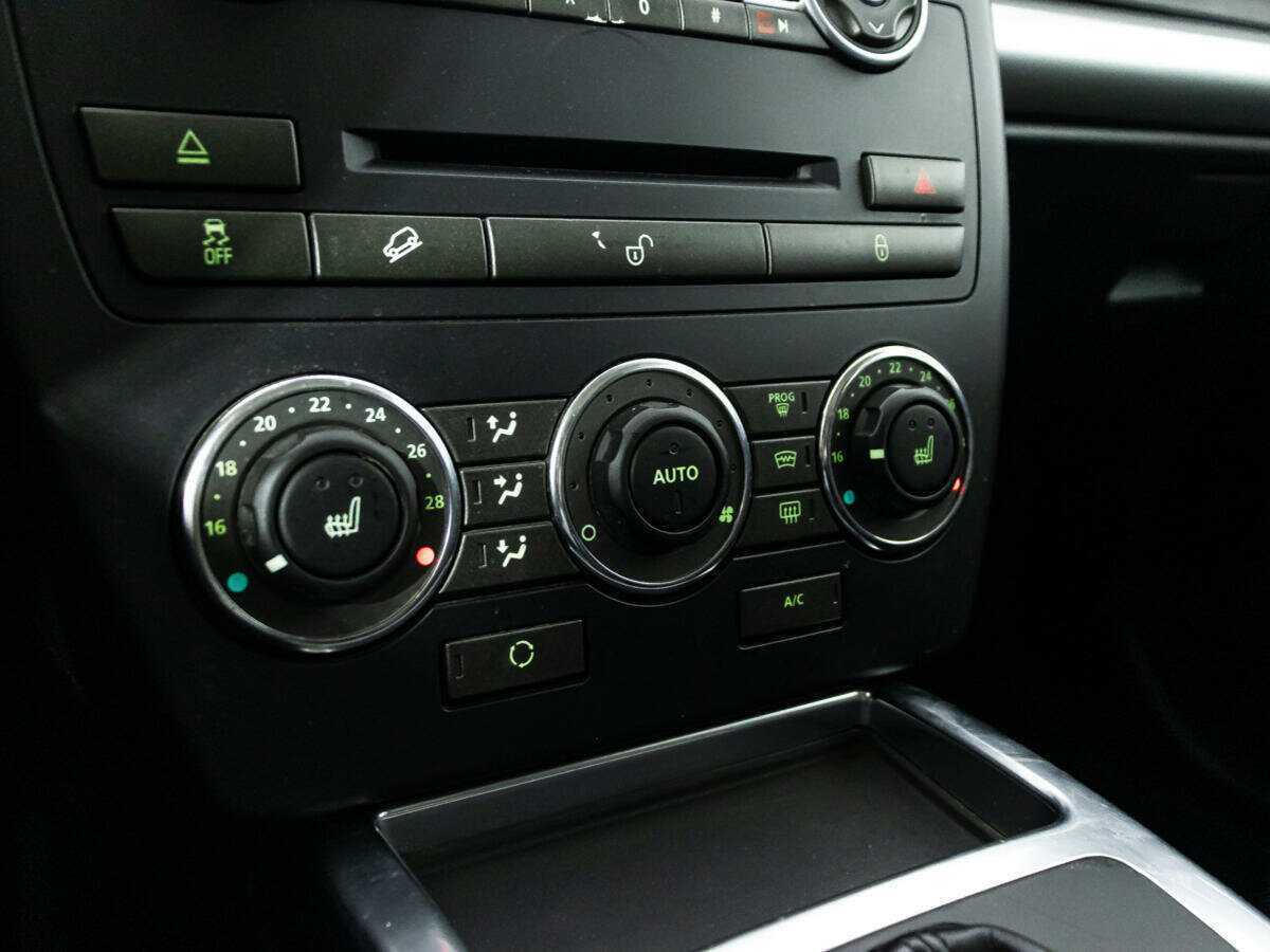 Land Rover Freelander б/у, 2013, Автоматическая. Фото: #14
