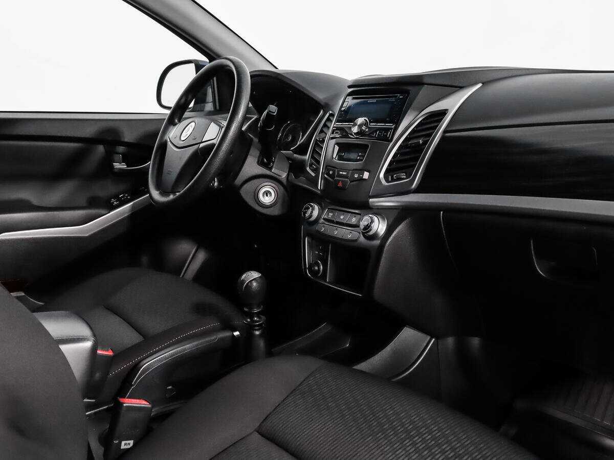 SsangYong Actyon б/у, 2014, Механическая. Фото: #10