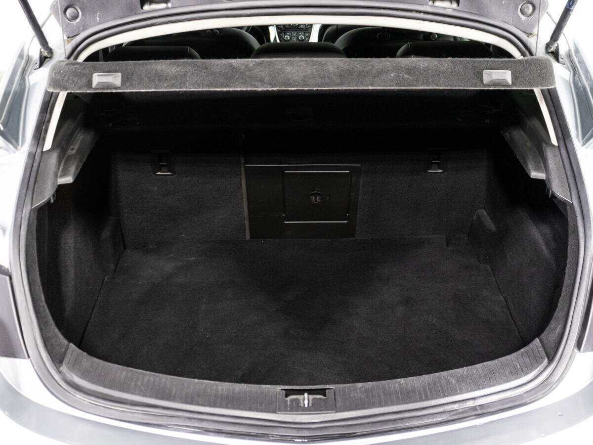 Опель Астра б/у, 2013, Автоматическая. Фото: #14