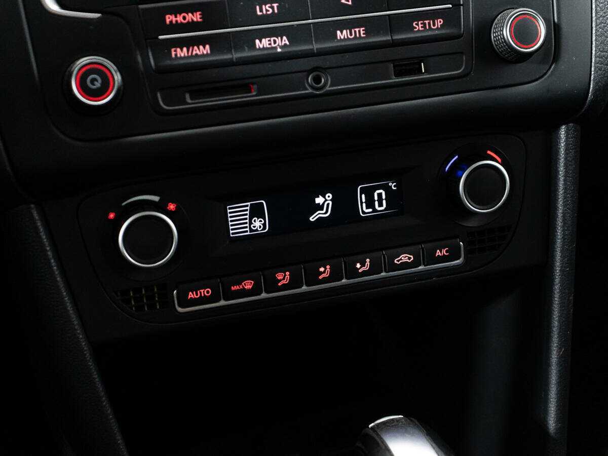 Фольксваген Поло б/у, 2017, Автоматическая. Фото: #14