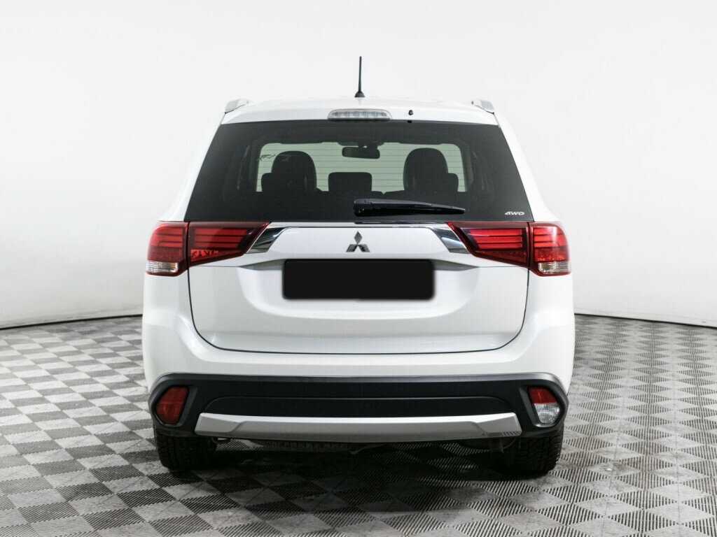 Mitsubishi Outlander б/у, 2015, Вариатор. Фото: #4