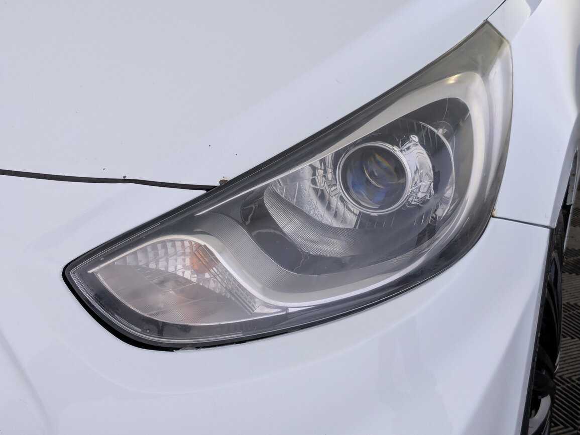 Hyundai Solaris б/у, 2013, Механическая. Фото: #11